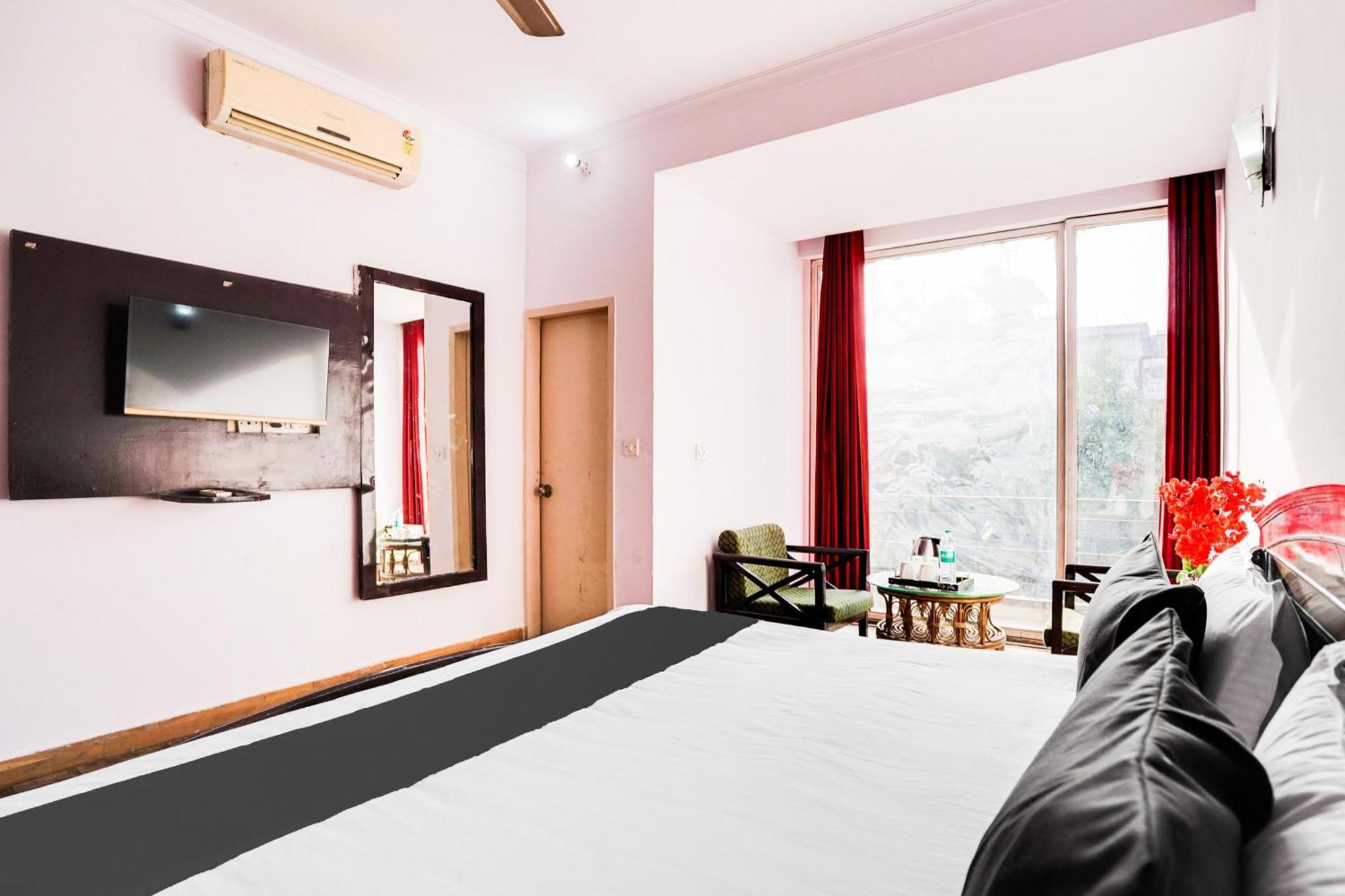 Hotel O Noida Stay Bagian luar foto